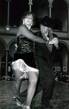 Humberto & Tricia - Click for a larger image - Tango0086 - Copyright dreamsandmemories.net